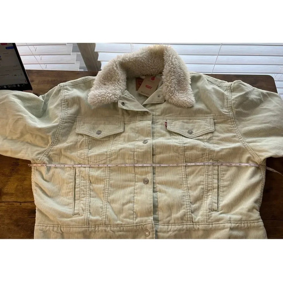 Levis Strauss & Co. Womens XL Light Green Baby Baggy Cropped Trucker Jacket NEW - Picture 4 of 10